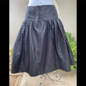 Short jet black taffeta skirt sz XS